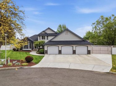 2013 S Newer Ct, Spokane Valley, WA 99037