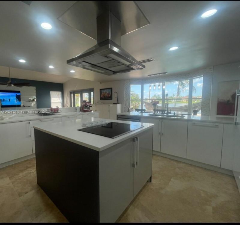 19361 NW 8th St, Pembroke Pines, FL 33029 Photo