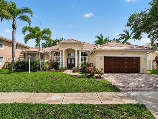 13775 NW 20th St, Pembroke Pines, FL 33028
