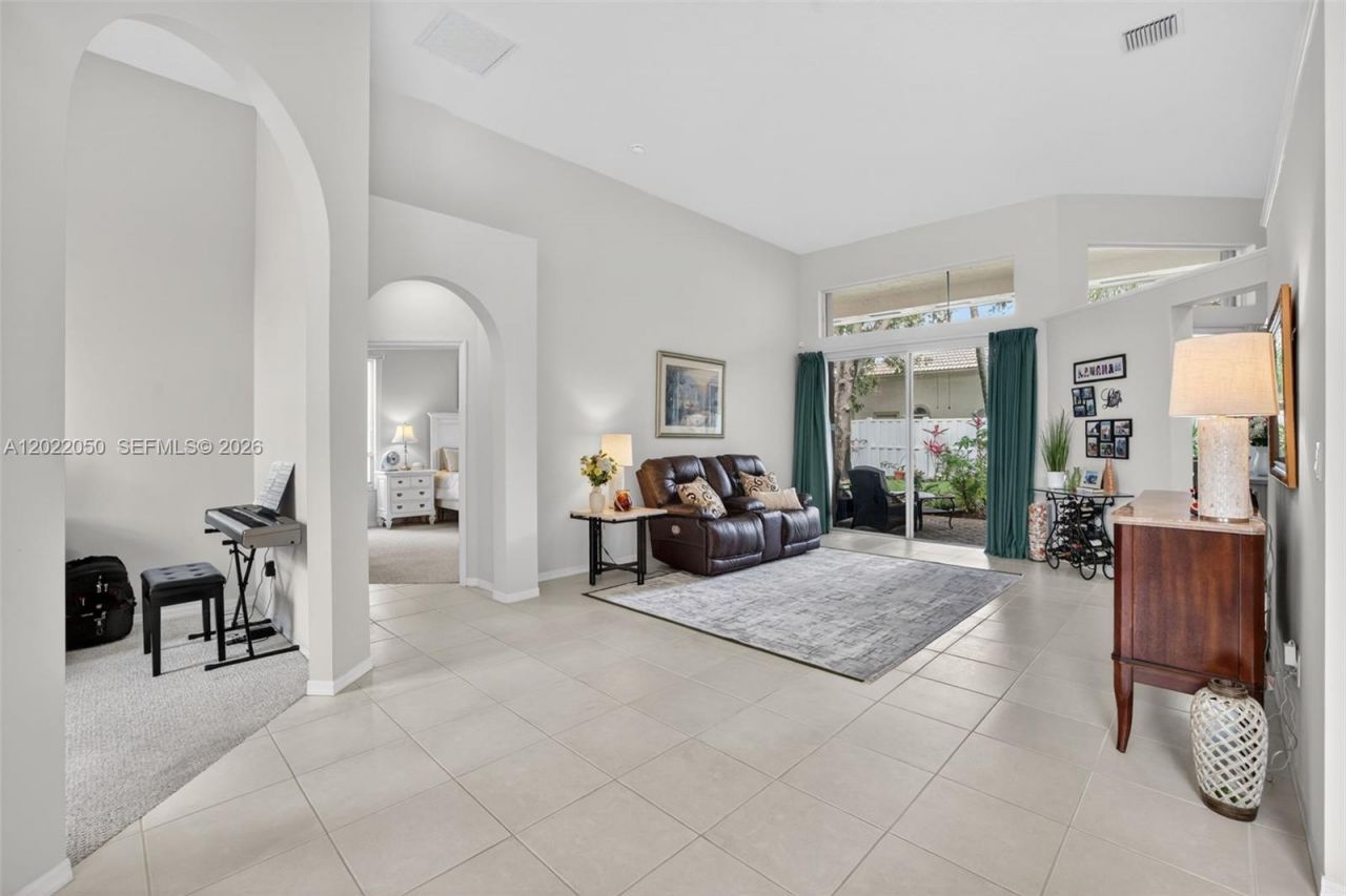 13775 NW 20th St, Pembroke Pines, FL 33028 Photo