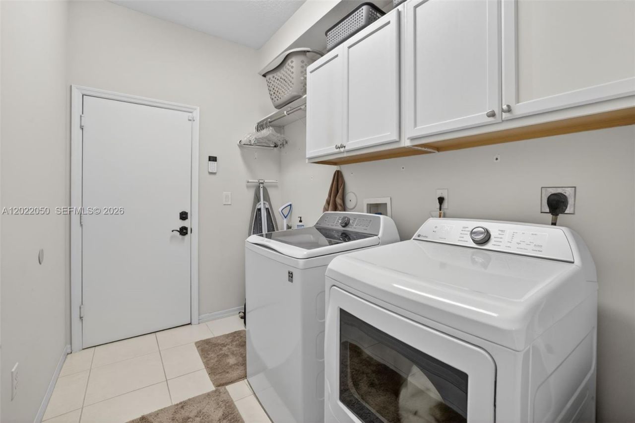 13775 NW 20th St, Pembroke Pines, FL 33028 Photo