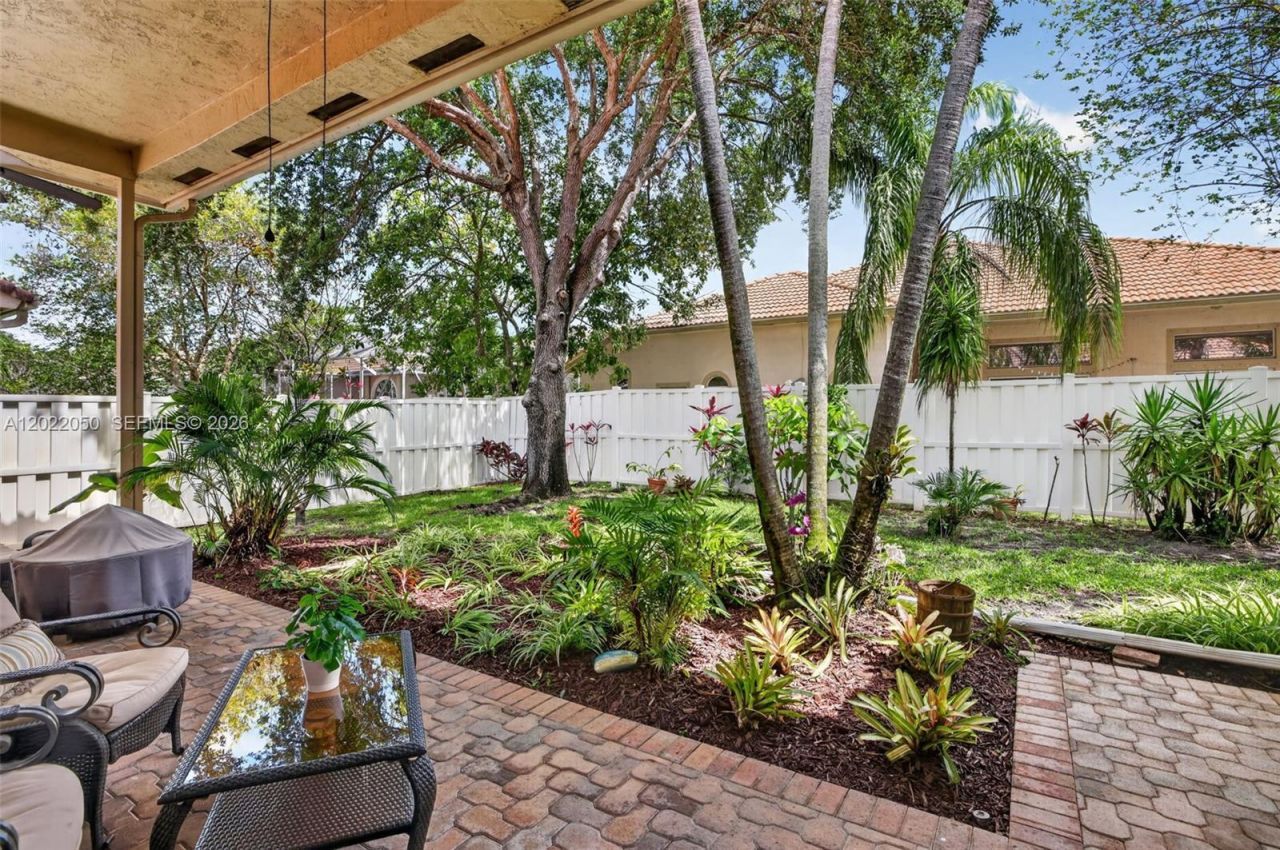 13775 NW 20th St, Pembroke Pines, FL 33028 Photo