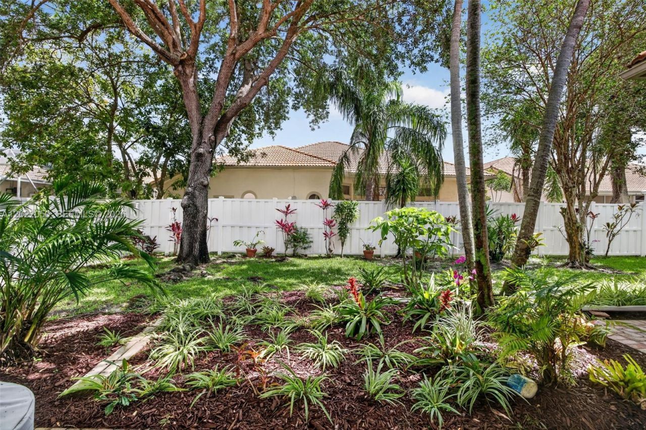 13775 NW 20th St, Pembroke Pines, FL 33028 Photo