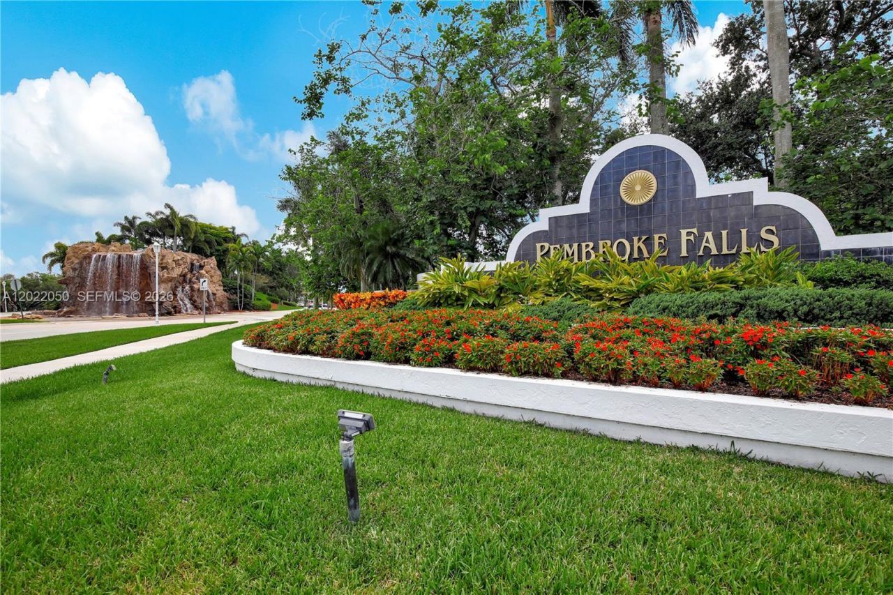 13775 NW 20th St, Pembroke Pines, FL 33028 Photo