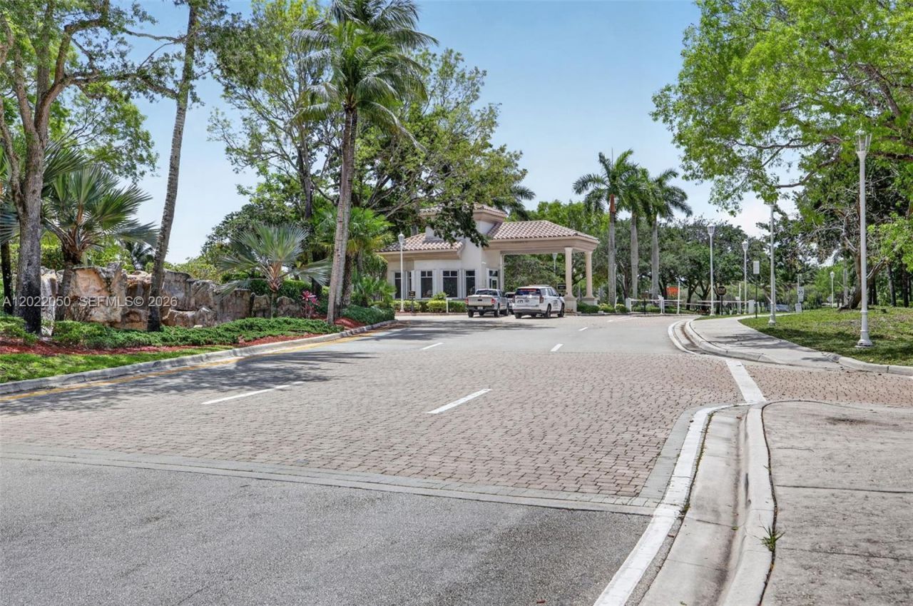 13775 NW 20th St, Pembroke Pines, FL 33028 Photo
