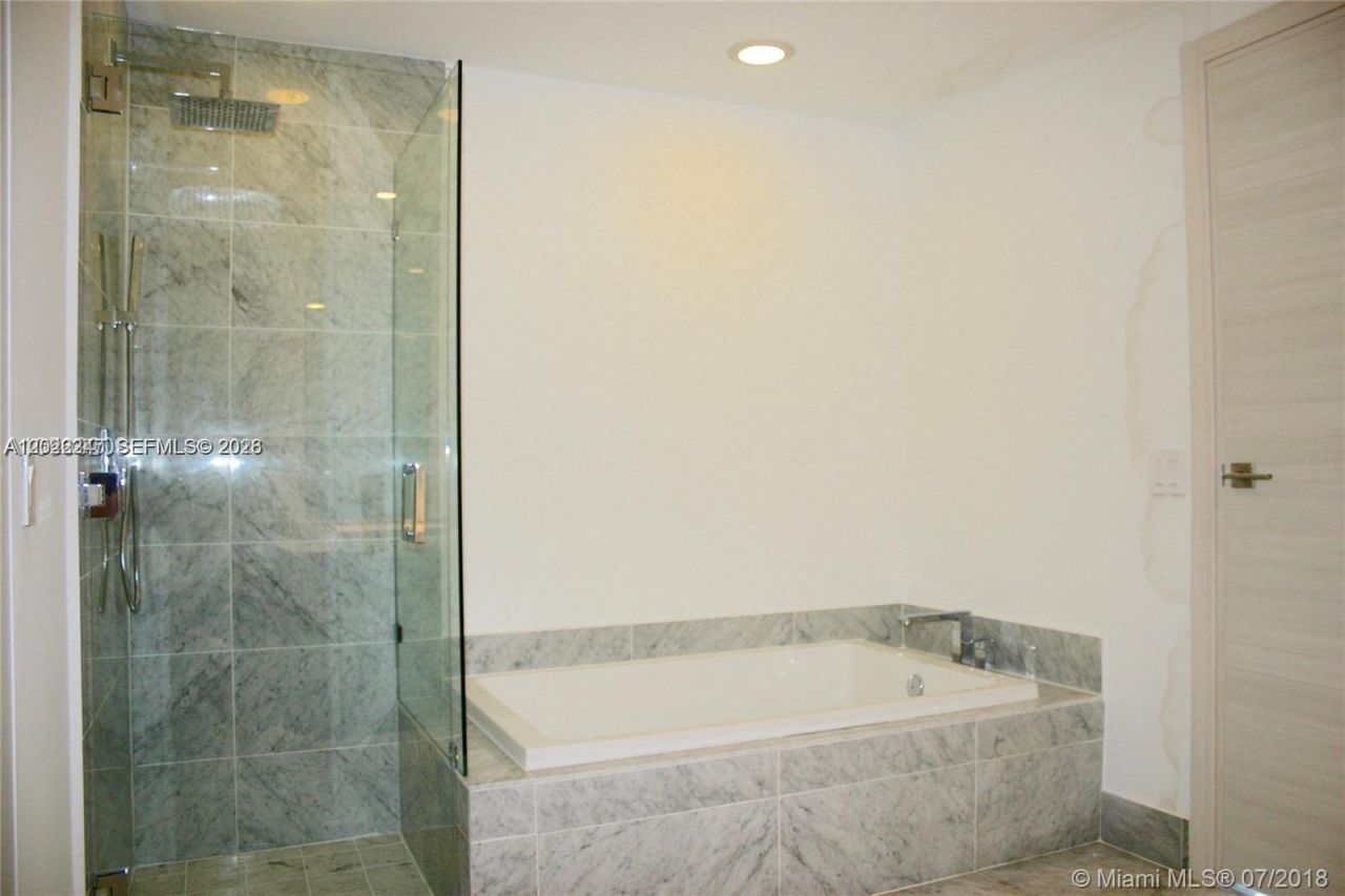 801 S Miami Ave , Unit 1709, Miami, FL 33130 Photo