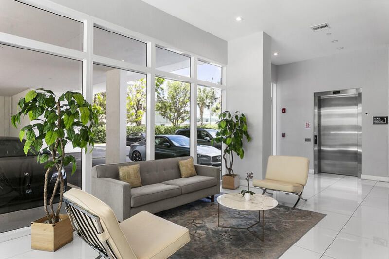 1 S Palmway, Unit 303, Lake Worth Beach, FL 33460 Photo