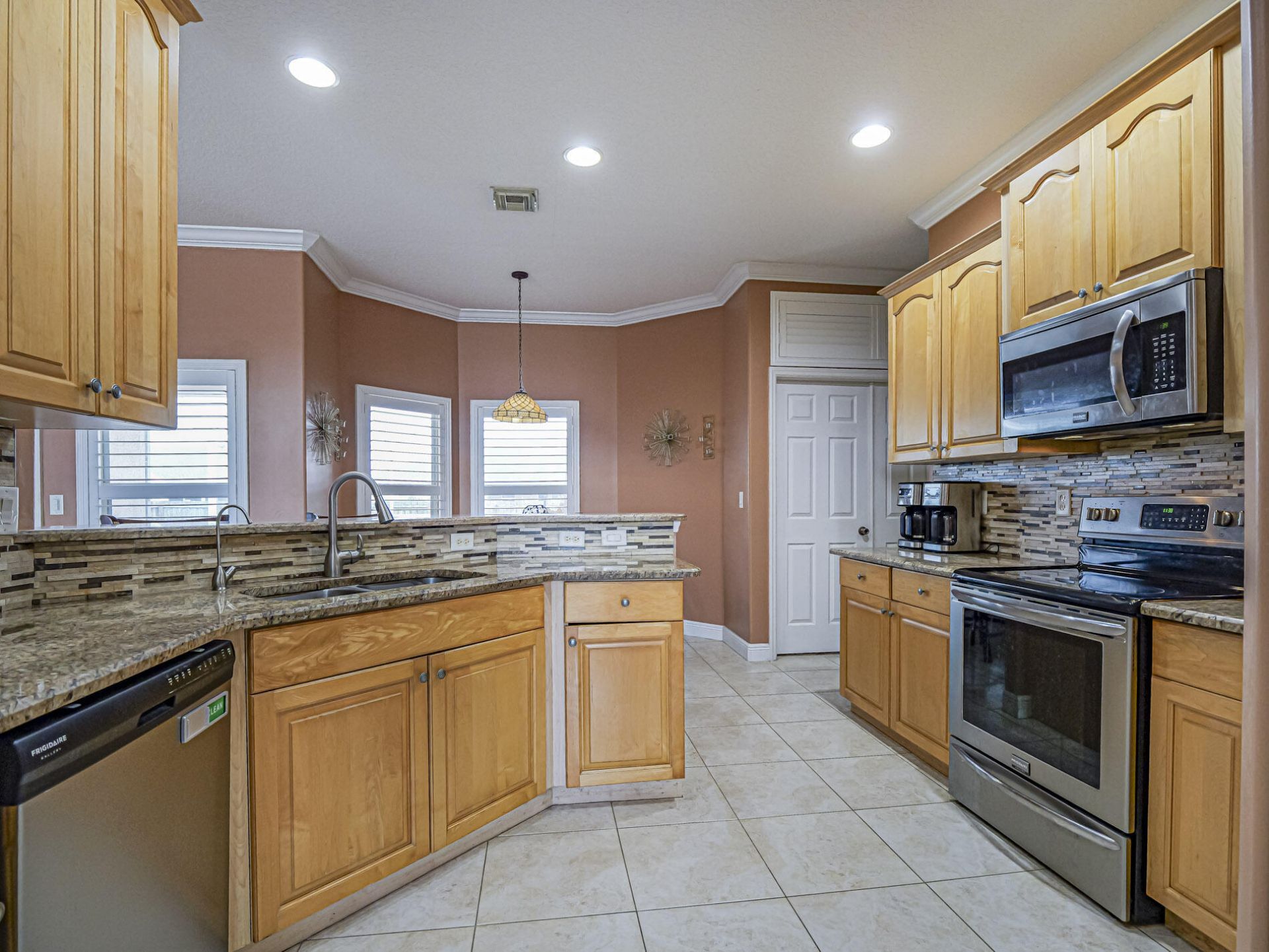 581 SW Grove Avenue, Port Saint Lucie, FL 34983 Photo