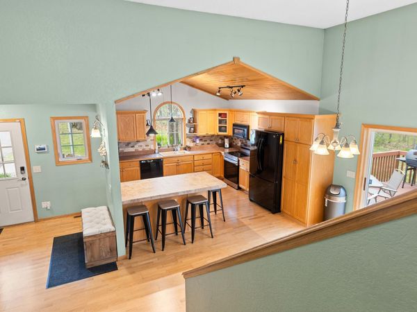 10308 S Oaks Road, Brainerd, MN 56401