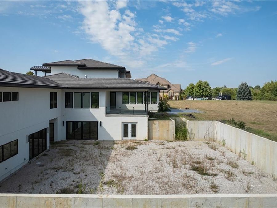 Property Image 74