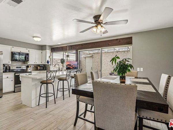 24249 La Glorita Circle, Newhall, CA 91321