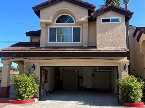 17570 Van Buren, Huntington Beach, CA 92647