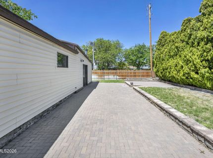 1460 Upton Way, Sparks, NV 89431 Photo