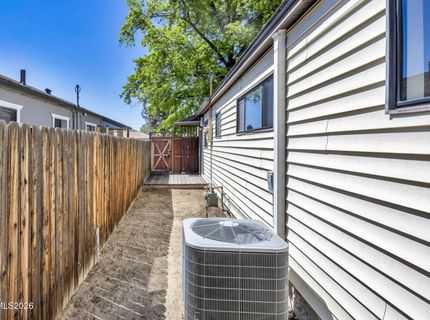 1460 Upton Way, Sparks, NV 89431 Photo