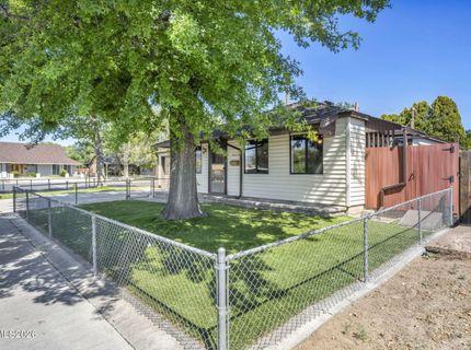1460 Upton Way, Sparks, NV 89431 Photo