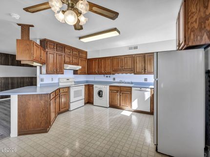 1460 Upton Way, Sparks, NV 89431 Photo