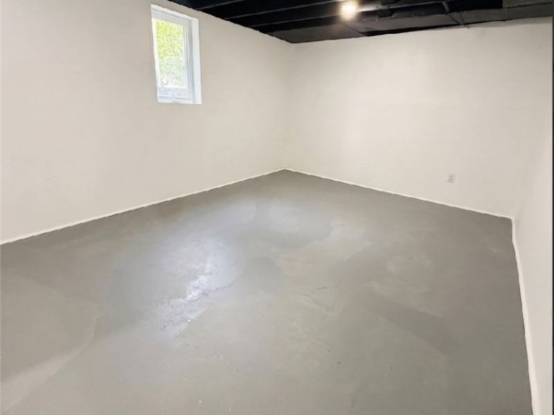 3922 Brookside Boulevard, Cleveland, OH 44111 Photo 14