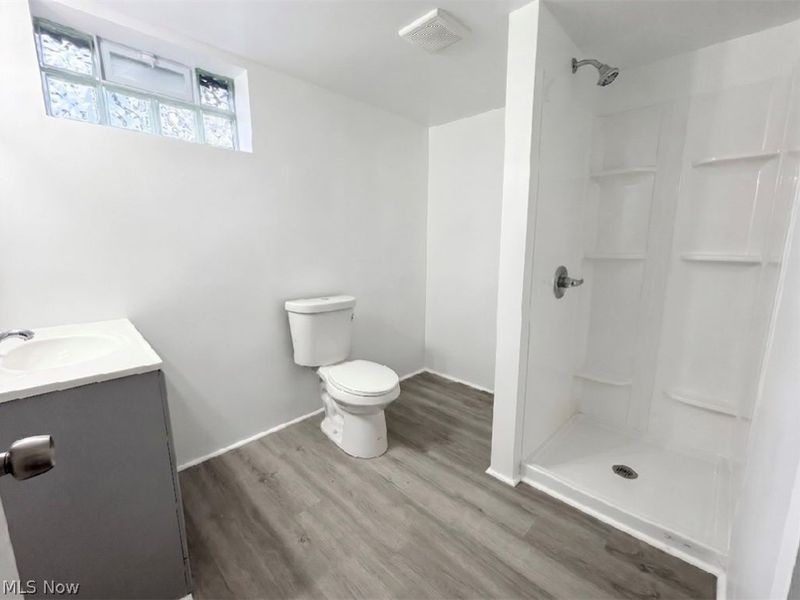 3922 Brookside Boulevard, Cleveland, OH 44111 Photo 15