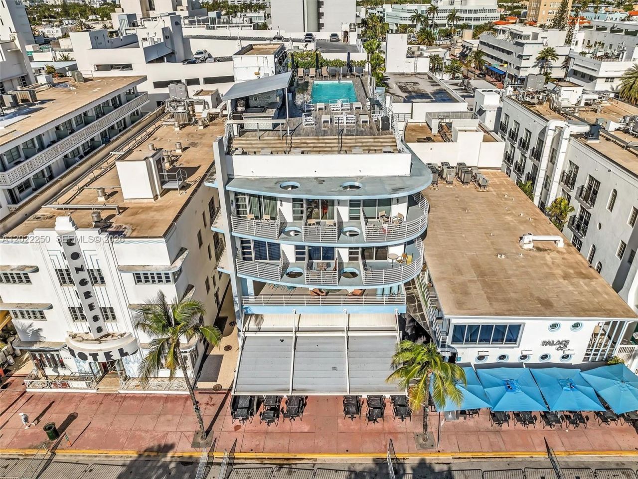 1052 Ocean Dr , Unit C203, Miami Beach, FL 33139 Photo