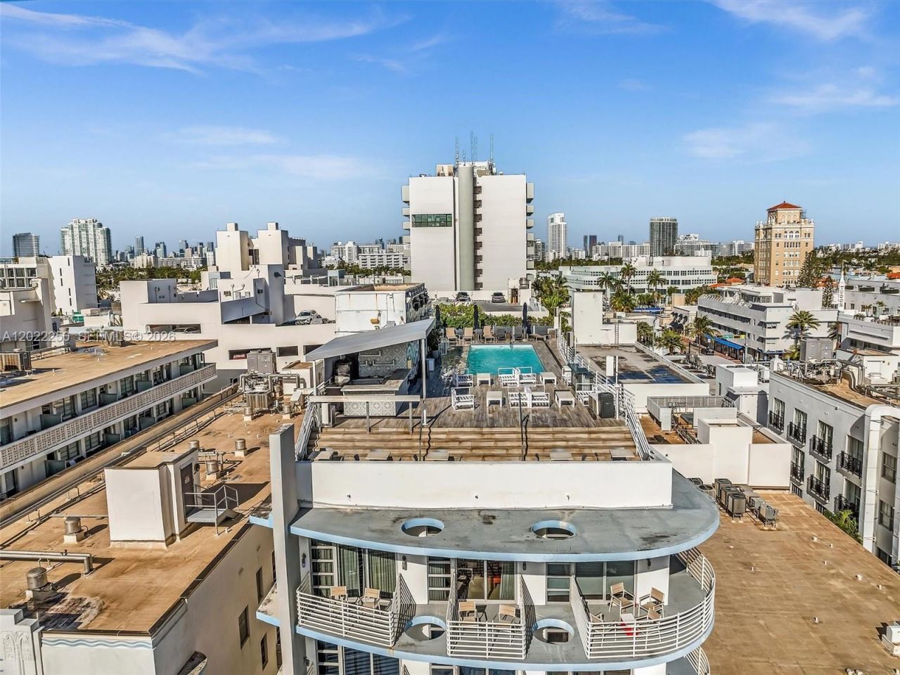 1052 Ocean Dr , Unit C203, Miami Beach, FL 33139 Photo