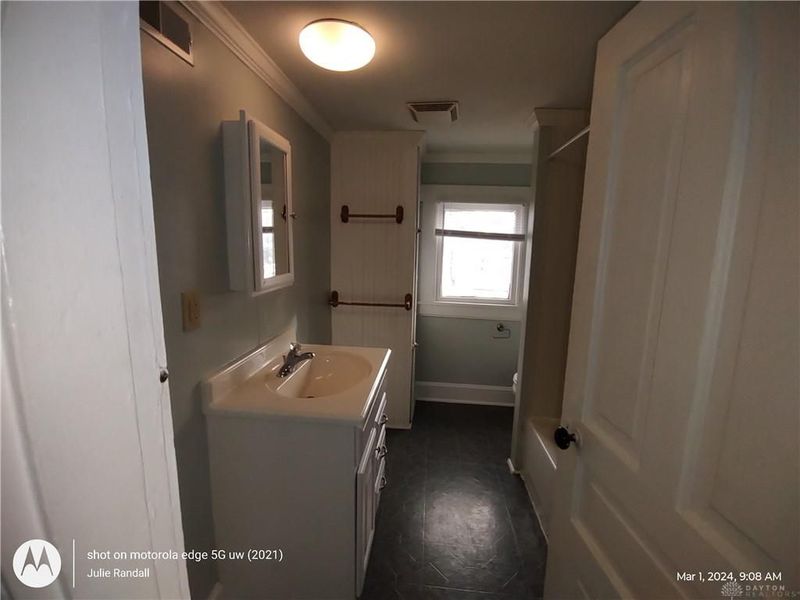 643 Rombach Avenue, Unit 2, Wilmington, OH 45177 Photo 11