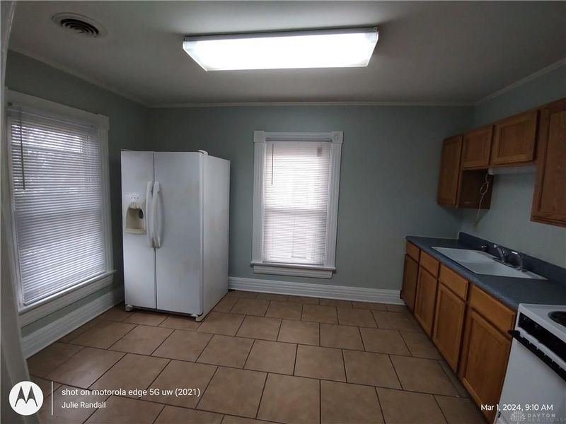 643 Rombach Avenue, Unit 2, Wilmington, OH 45177 Photo 5