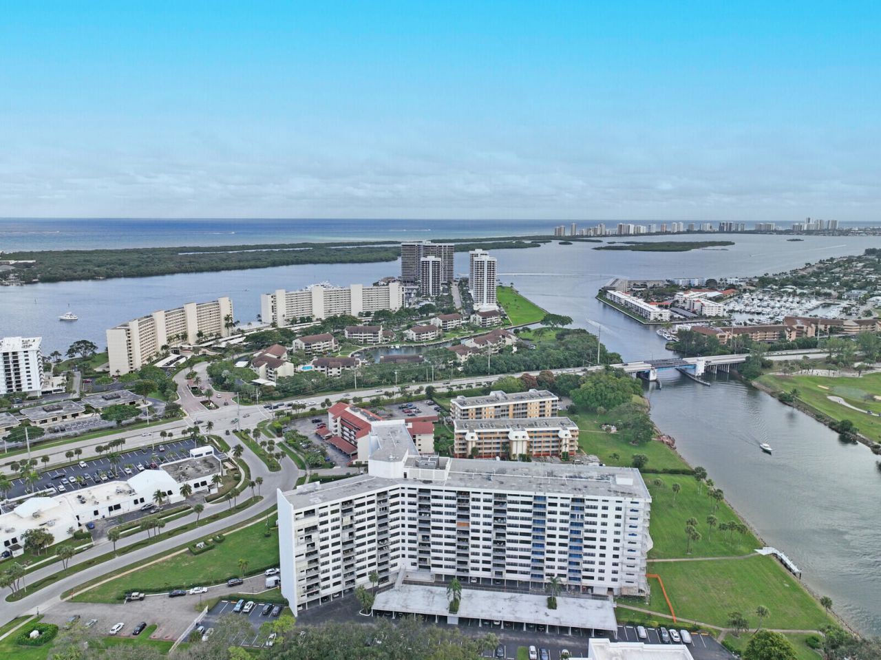336 Golfview Road, Unit 1115, North Palm Beach, FL 33408 Photo