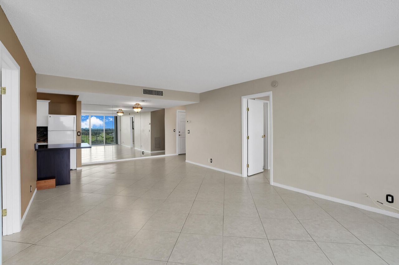336 Golfview Road, Unit 1115, North Palm Beach, FL 33408 Photo
