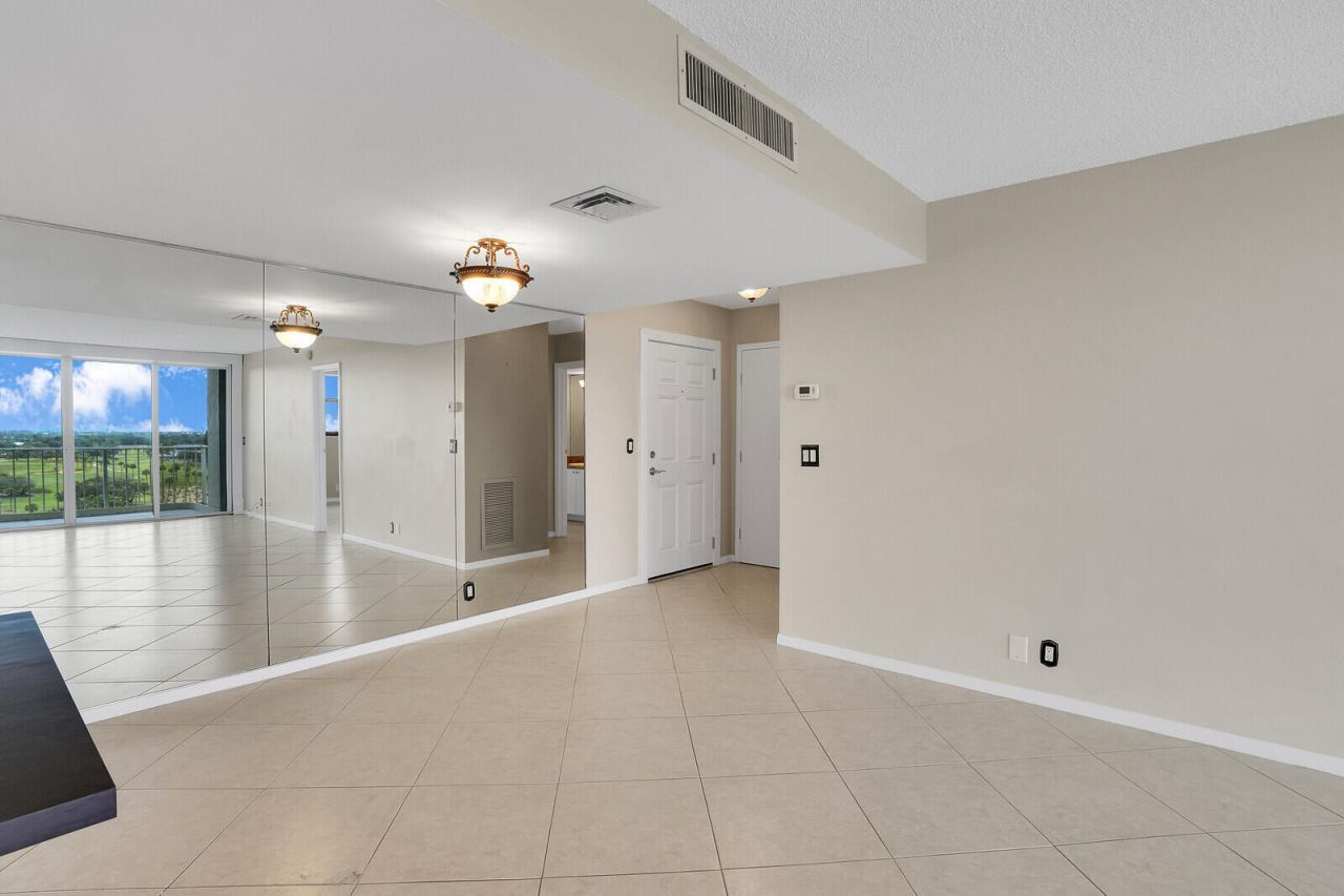336 Golfview Road, Unit 1115, North Palm Beach, FL 33408 Photo