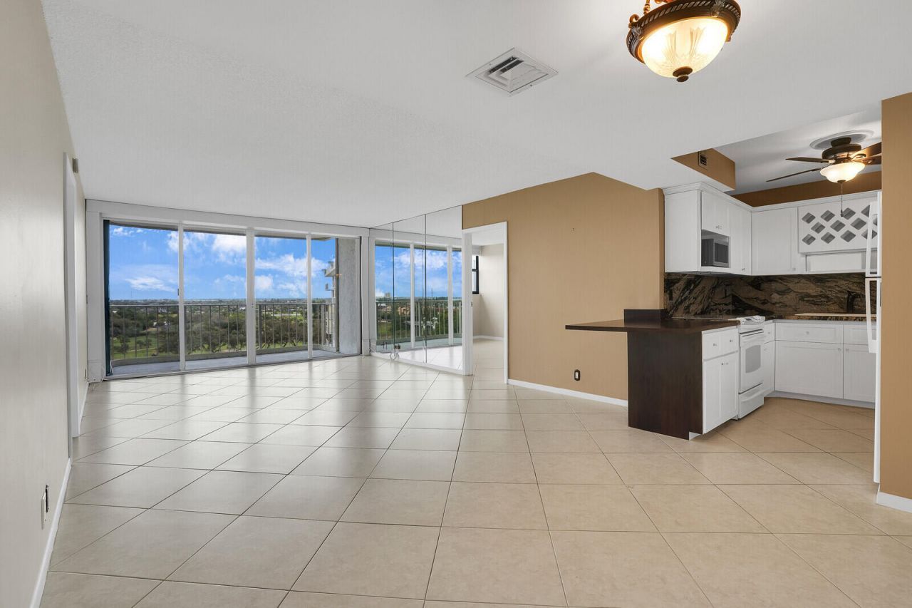 336 Golfview Road, Unit 1115, North Palm Beach, FL 33408 Photo