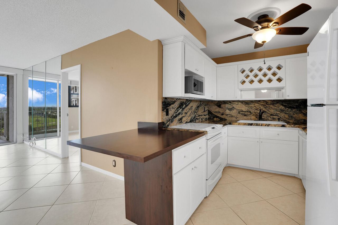 336 Golfview Road, Unit 1115, North Palm Beach, FL 33408 Photo
