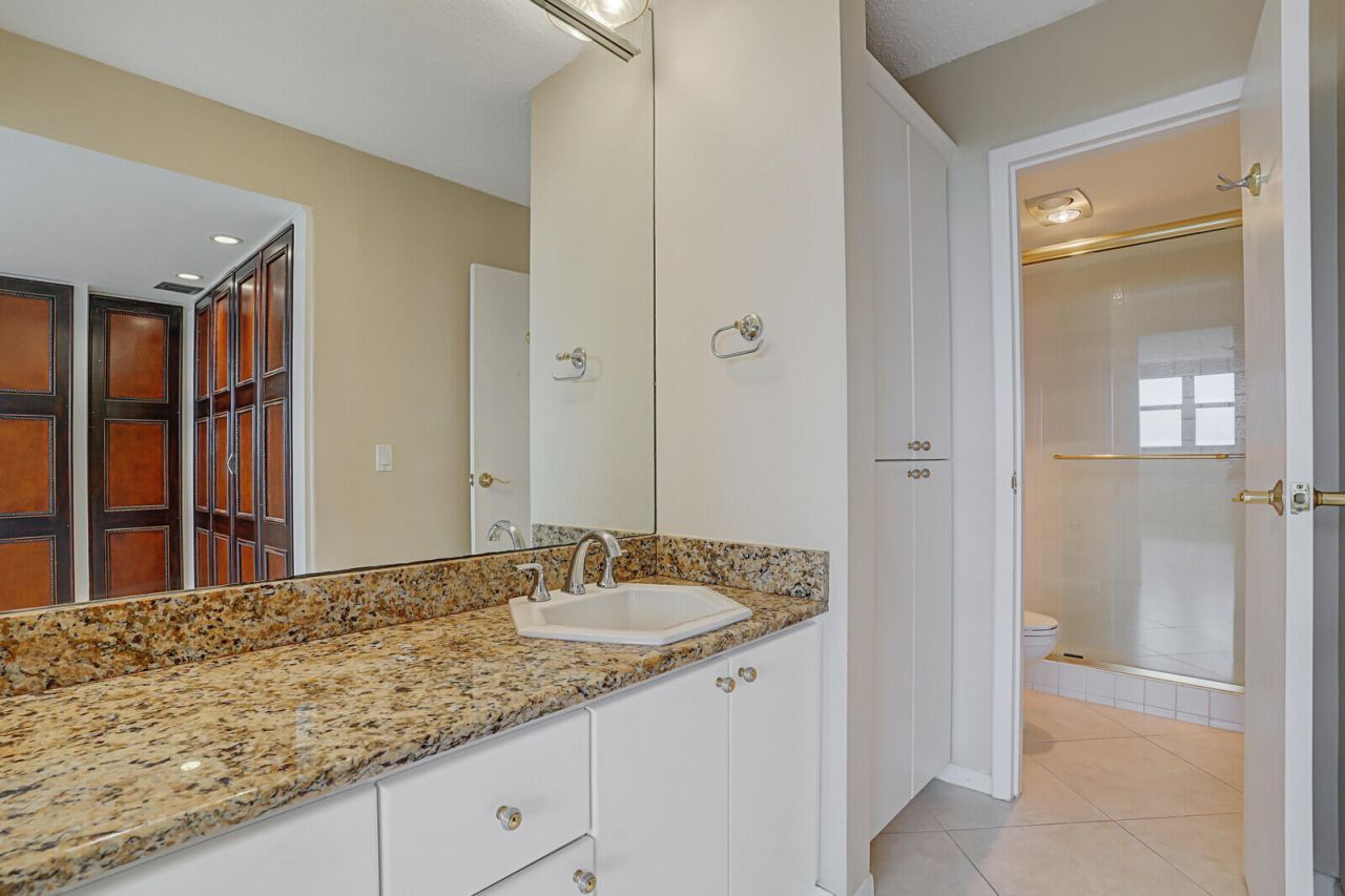 336 Golfview Road, Unit 1115, North Palm Beach, FL 33408 Photo