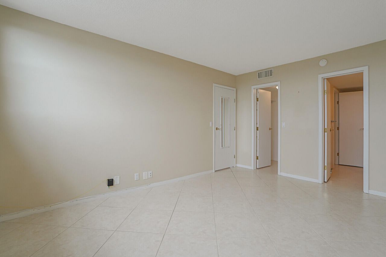 336 Golfview Road, Unit 1115, North Palm Beach, FL 33408 Photo