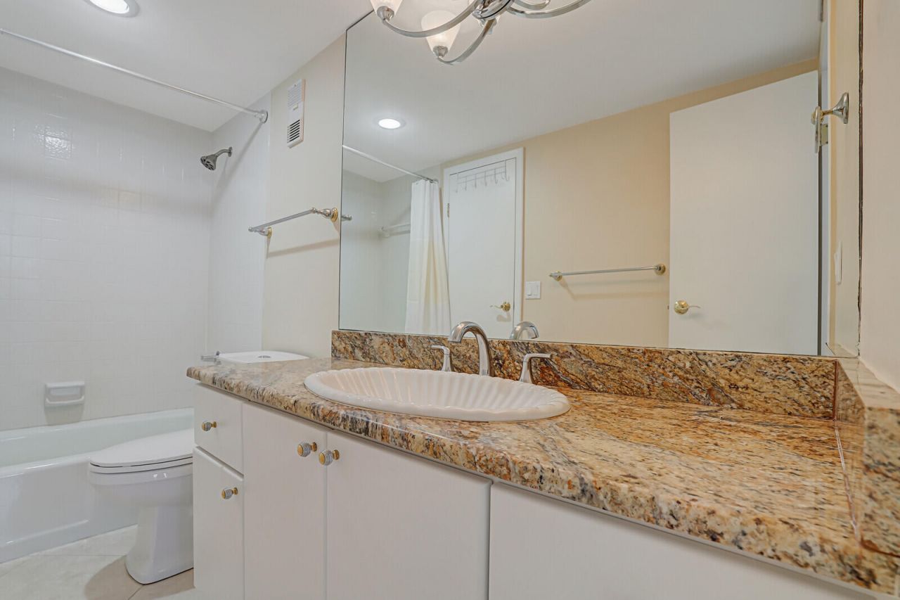 336 Golfview Road, Unit 1115, North Palm Beach, FL 33408 Photo