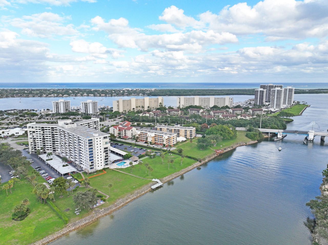 336 Golfview Road, Unit 1115, North Palm Beach, FL 33408 Photo