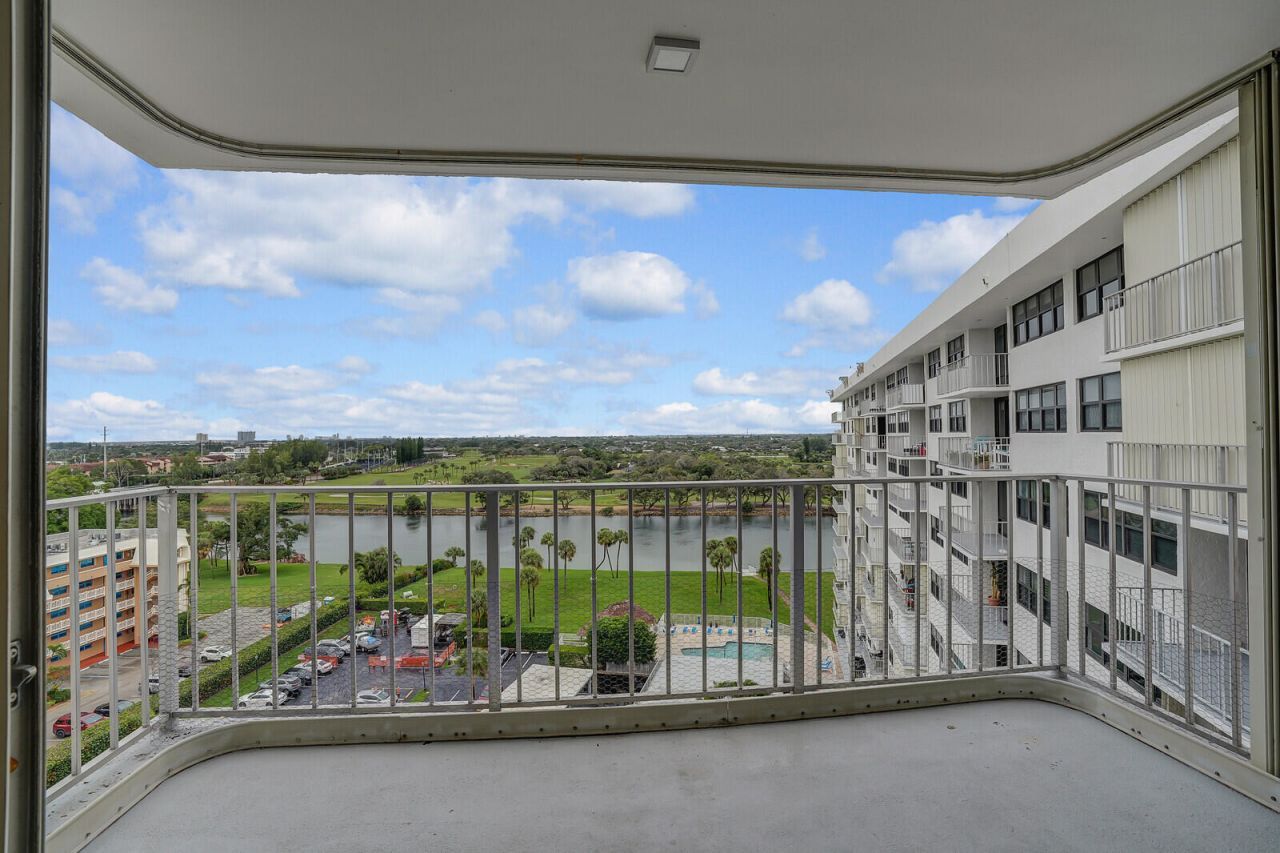 336 Golfview Road, Unit 1115, North Palm Beach, FL 33408 Photo