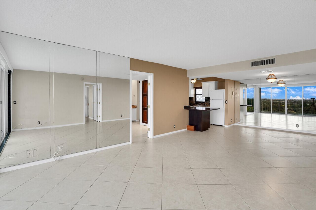 336 Golfview Road, Unit 1115, North Palm Beach, FL 33408 Photo