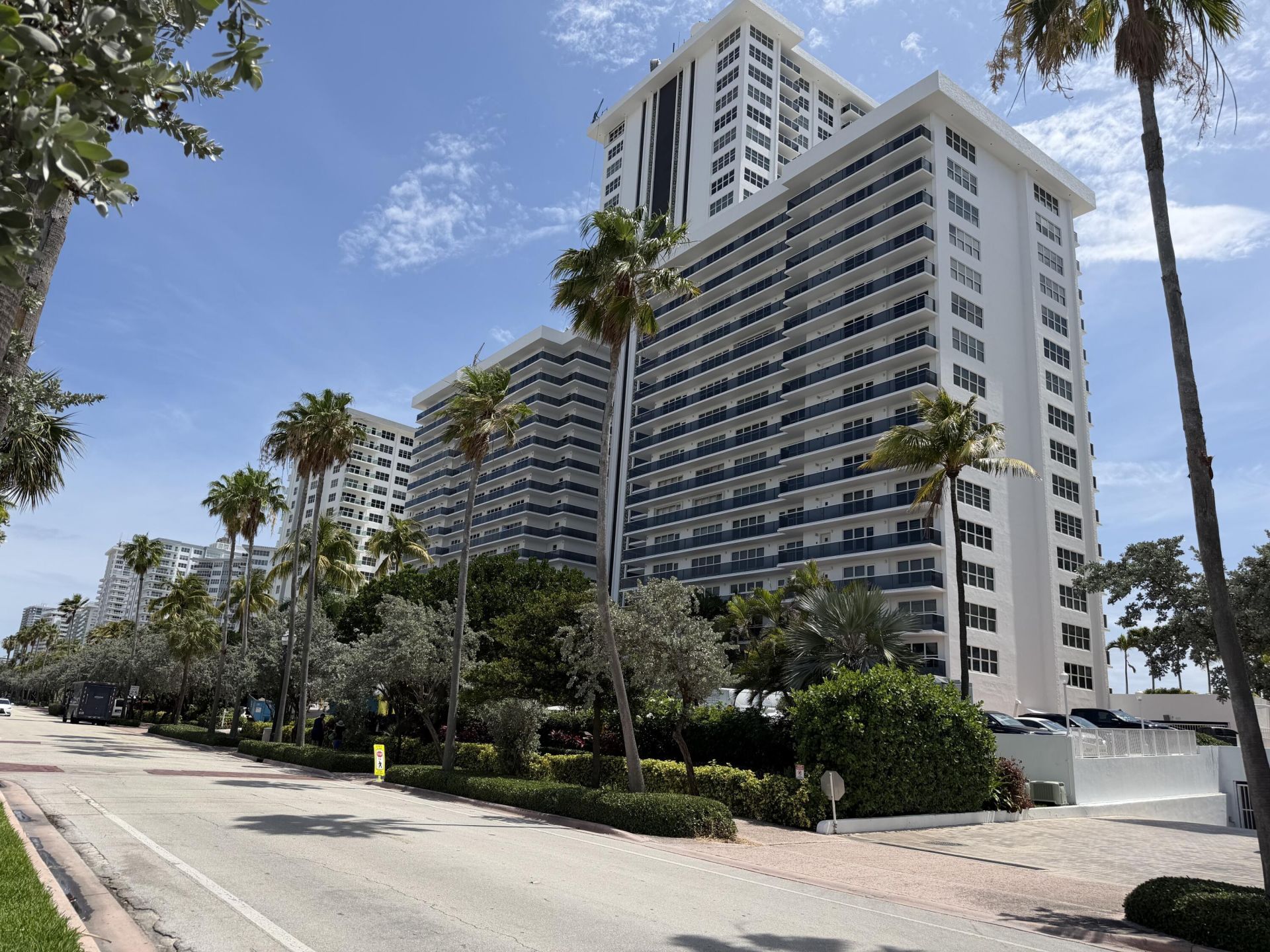 3500 Galt Ocean Drive, Unit 815, Fort Lauderdale, FL 33308 Photo
