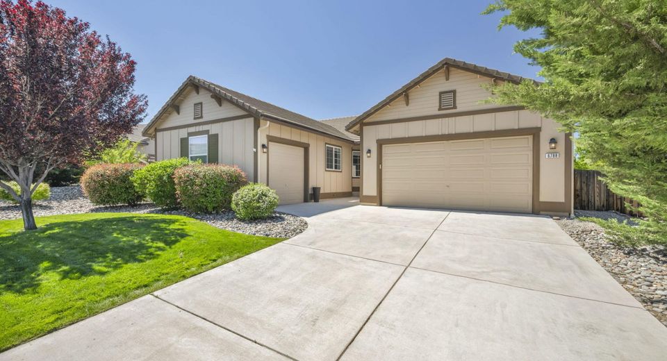 6788 Fabric Drive, Sparks, NV 89436 Photo