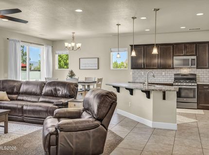6788 Fabric Drive, Sparks, NV 89436 Photo