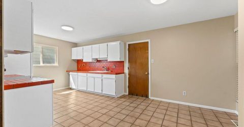 2750 Gellert Drive, Reno, NV 89503 Photo