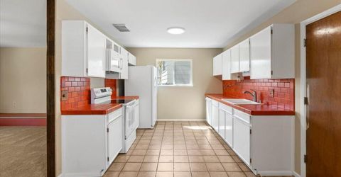 2750 Gellert Drive, Reno, NV 89503 Photo