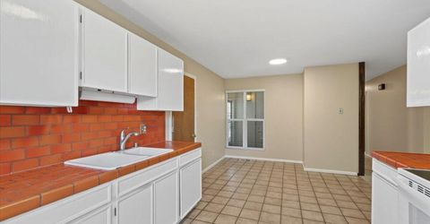 2750 Gellert Drive, Reno, NV 89503 Photo