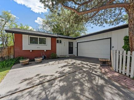 2750 Gellert Drive, Reno, NV 89503 Photo
