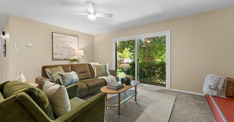 2750 Gellert Drive, Reno, NV 89503 Photo