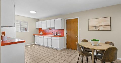 2750 Gellert Drive, Reno, NV 89503 Photo