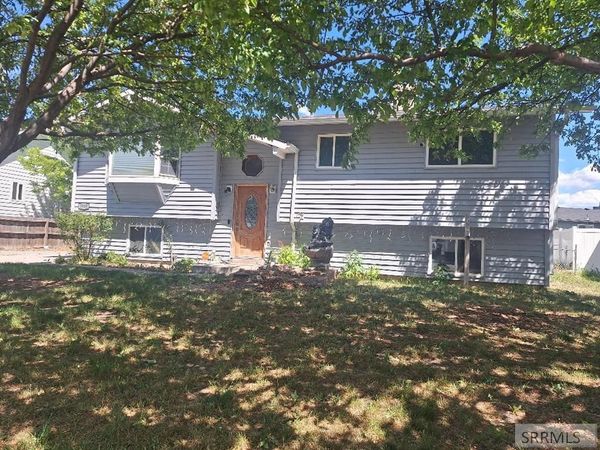 3880 Henderson Lane, POCATELLO, ID 83201
