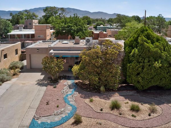 1816 Dakota Street NE, Albuquerque, NM 87110