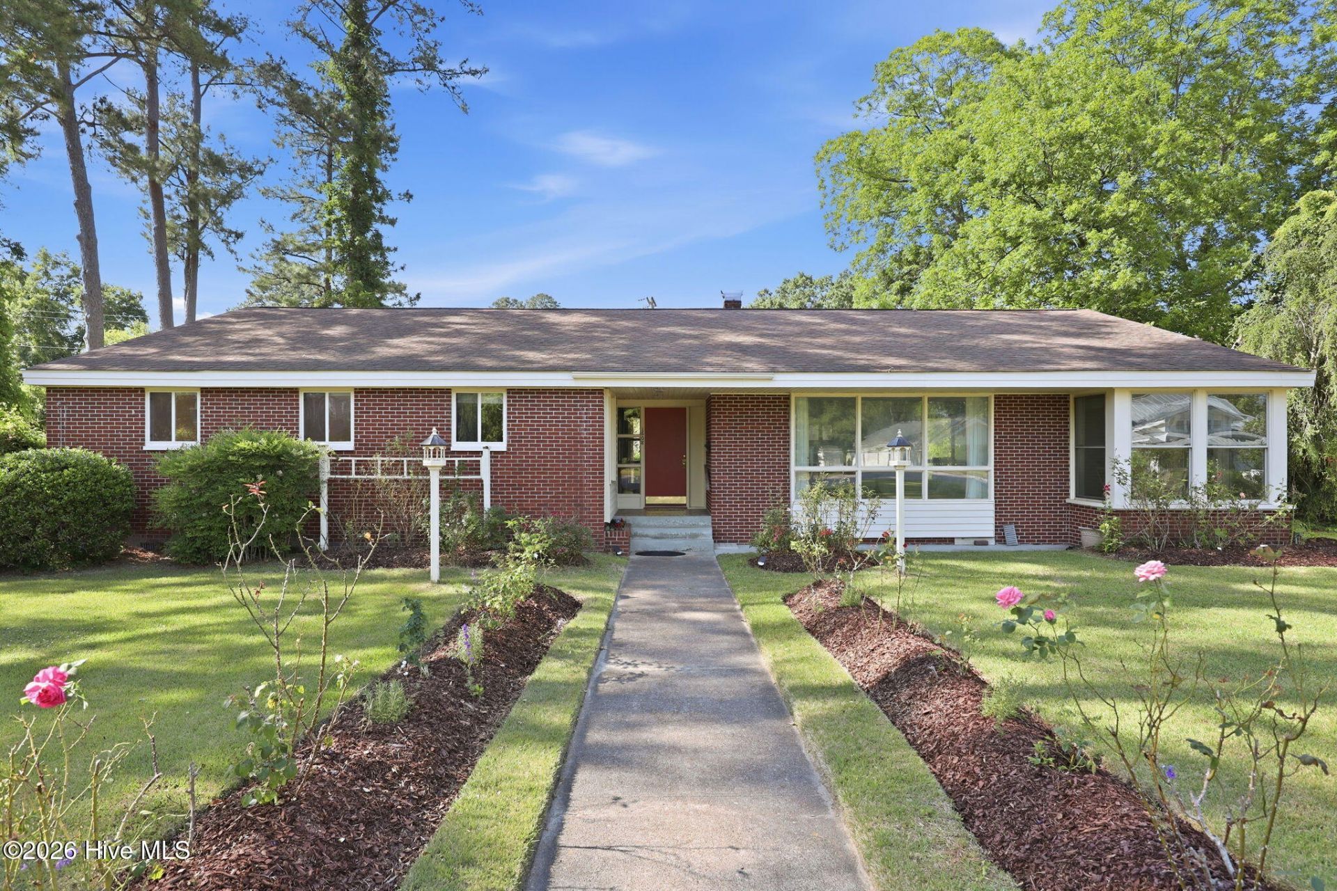 1608 Rhem Avenue, New Bern, NC 28560 Main Photo
