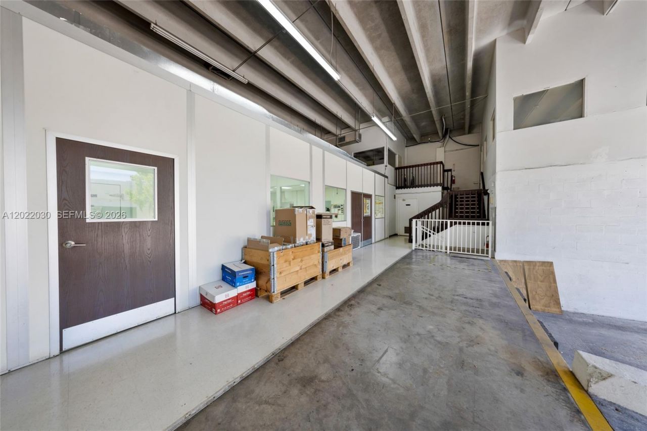 8127 NW 29th St, Unit 8127, Doral, FL 33122 Photo